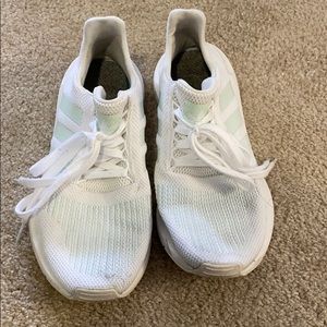 Swift Run Adidas